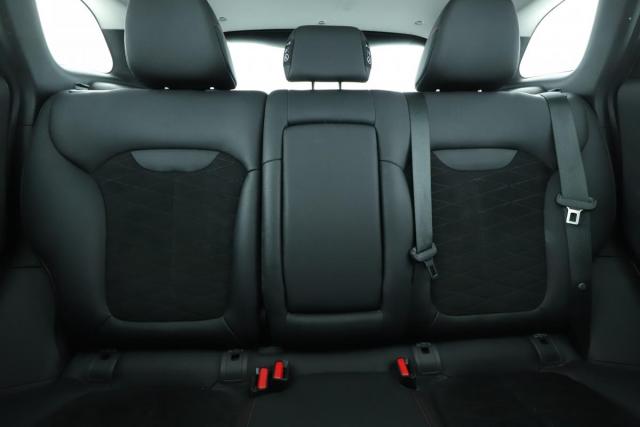 Renault Kadjar image 2