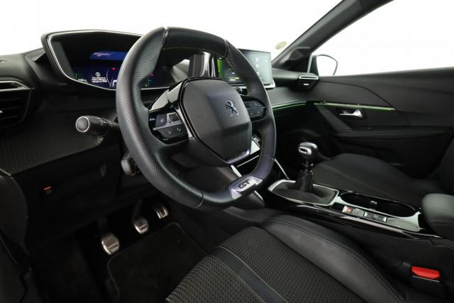 Peugeot 208 image 1
