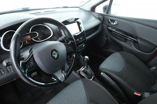 Renault Clio Estate image 8