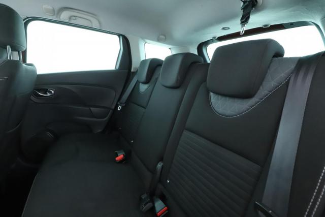Renault Clio Estate image 3