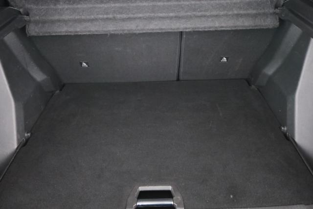 Peugeot 2008 image 3
