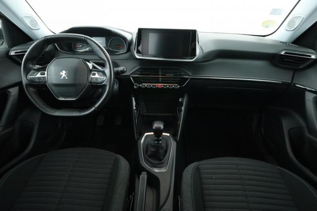 Peugeot 2008 image 4