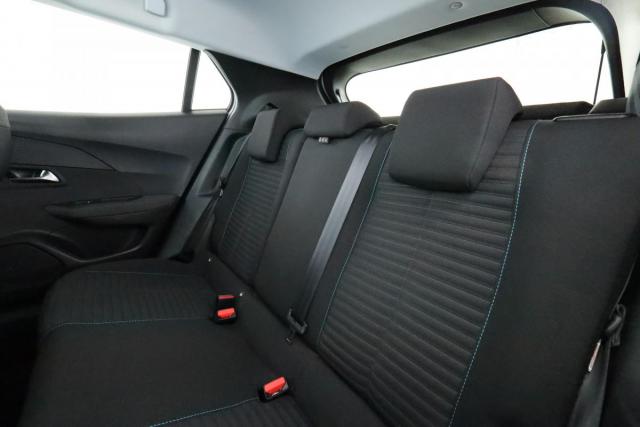 Peugeot 2008 image 6