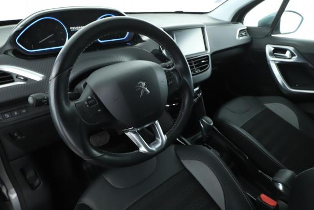 Peugeot 2008 image 5