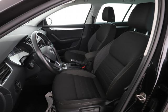 Skoda Octavia image 2