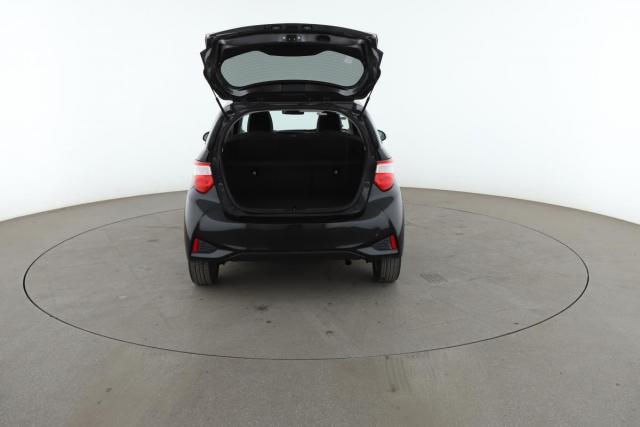 Toyota Yaris image 9