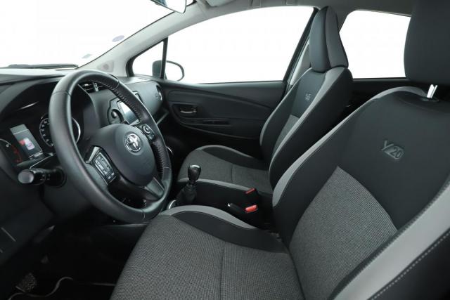 Toyota Yaris image 8