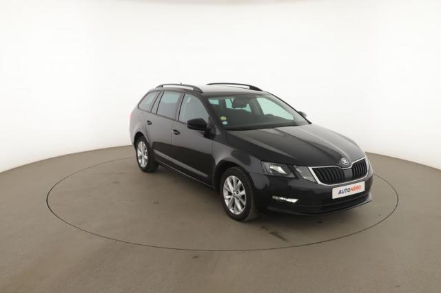 Skoda Octavia image 3