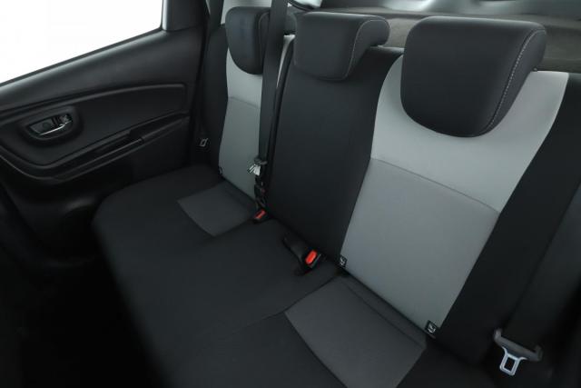 Toyota Yaris image 8