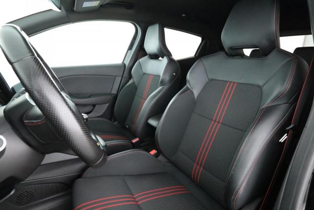 Renault Clio image 8