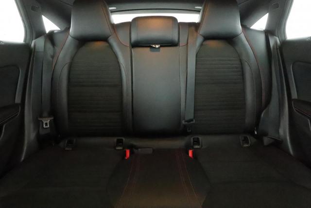 Mercedes Benz Cla Shooting Brake image 5