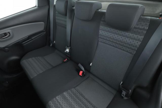 Toyota Yaris image 9