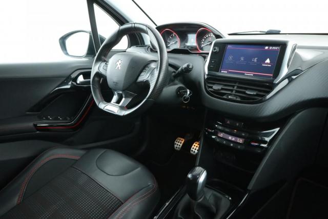 Peugeot 2008 image 9