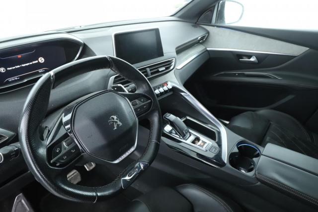 Peugeot 3008 image 8