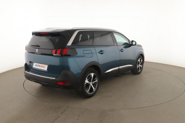 Peugeot 5008 image 9