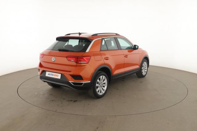 Volkswagen T-Roc image 8