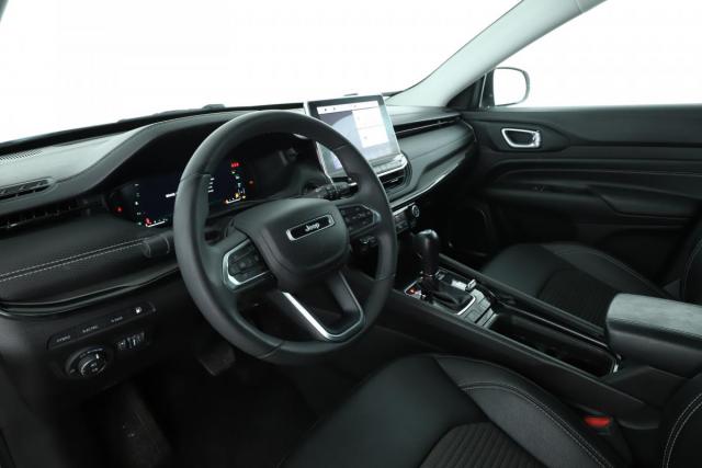 Jeep Compass image 2