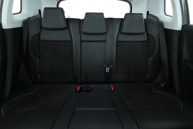 Peugeot 2008 image 9