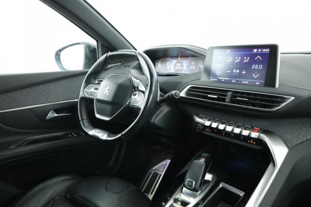 Peugeot 5008 image 4