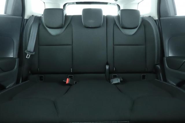 Renault Clio Estate image 9