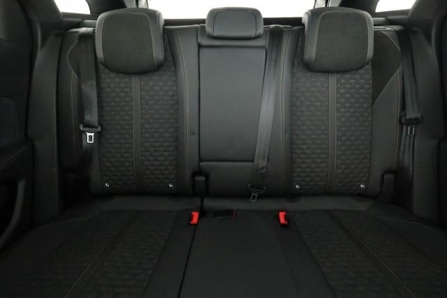 Peugeot 3008 image 8