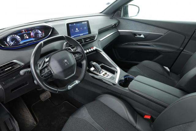 Peugeot 3008 image 3