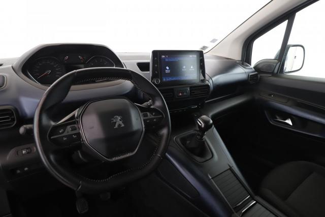 Peugeot Rifter image 8