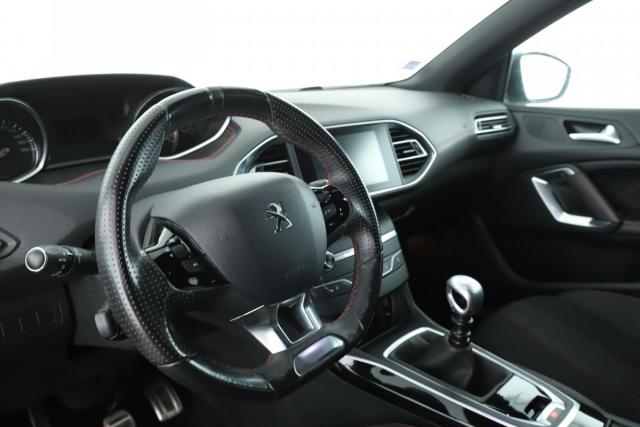 Peugeot 308 image 9