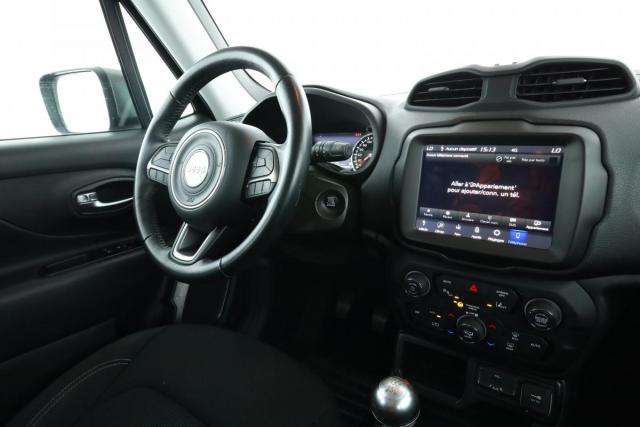 Jeep Renegade image 6