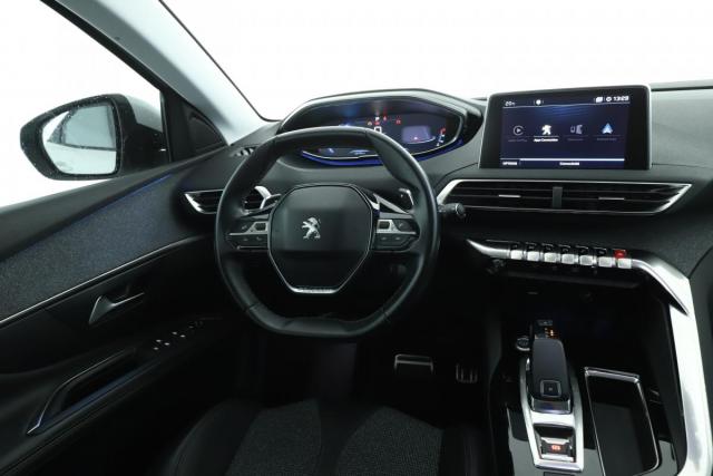 Peugeot 3008 image 2