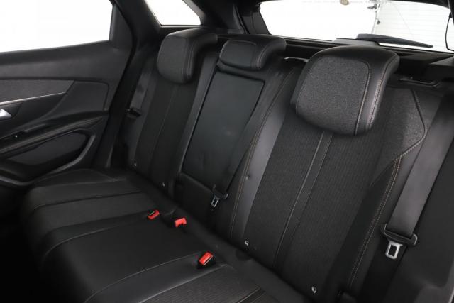 Peugeot 3008 image 4