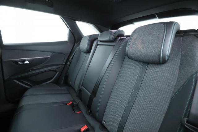 Peugeot 3008 image 9