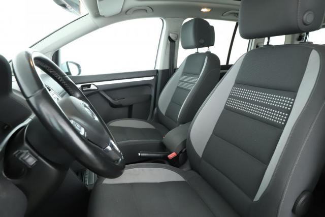 Volkswagen Touran image 1