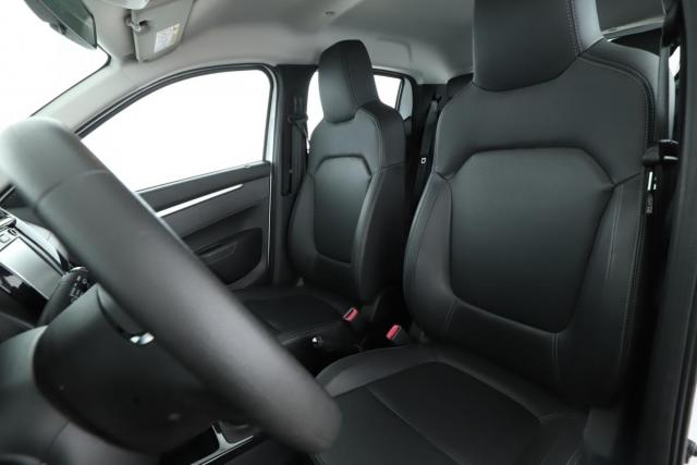 Dacia Spring image 9