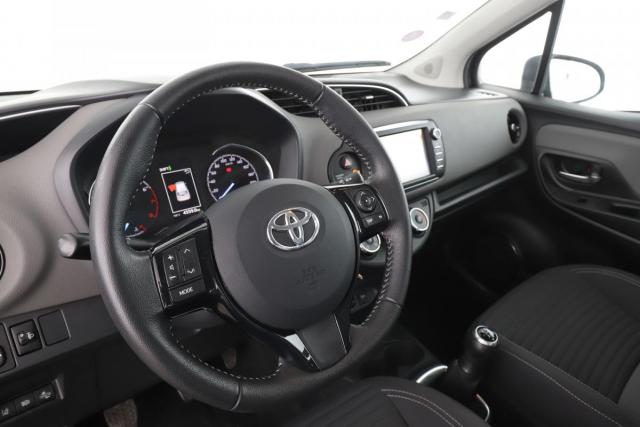 Toyota Yaris image 9