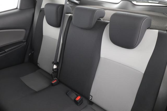 Toyota Yaris image 7