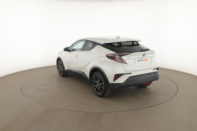 Toyota C-Hr image 8