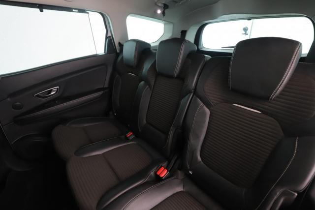 Renault Grand Scénic image 9