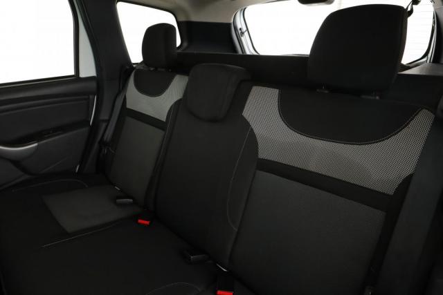 Dacia Duster image 9