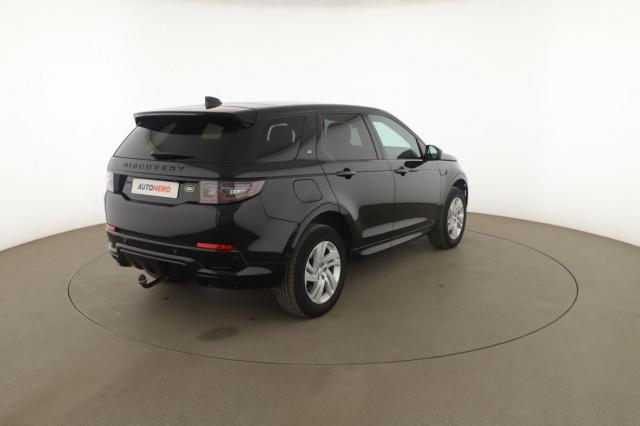 Land Rover Discovery Sport image 9