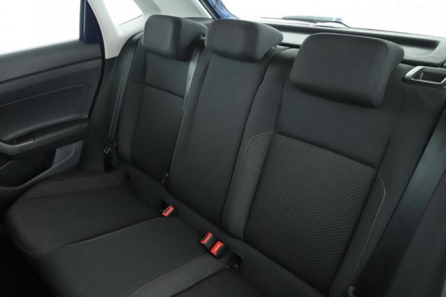 Volkswagen Polo image 6