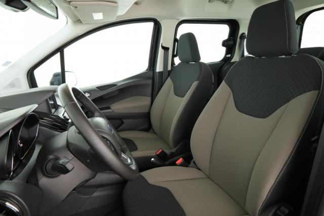 Ford Tourneo image 5