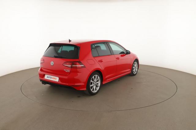 Volkswagen Golf image 5