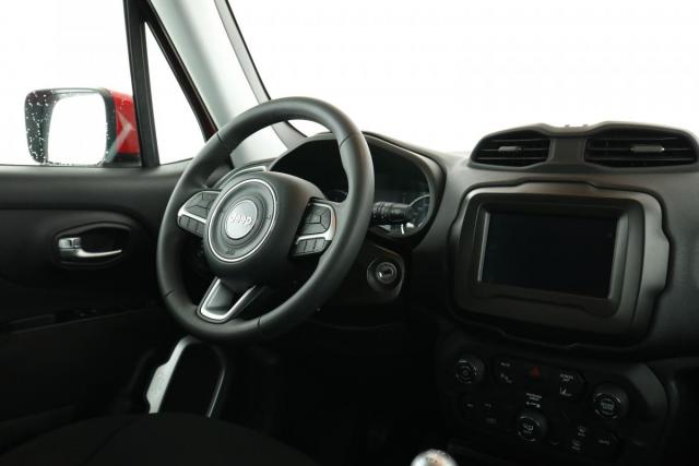 Jeep Renegade image 9