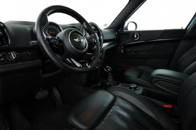 Mini Countryman image 8