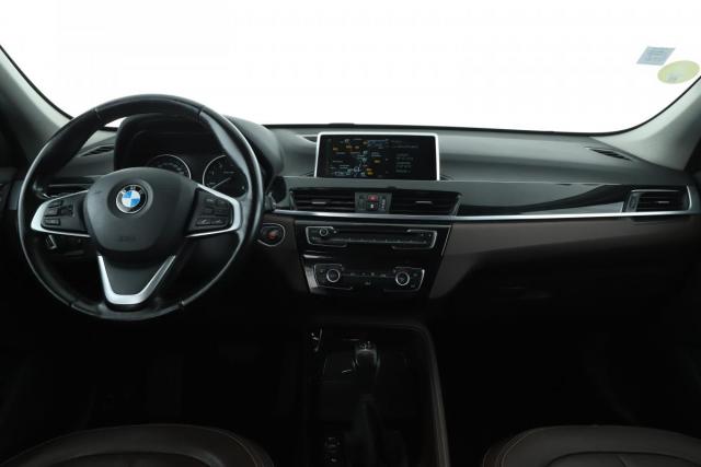 Bmw X1 image 8