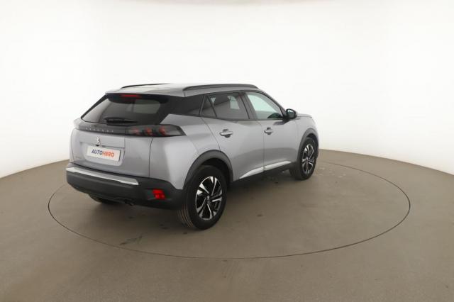 Peugeot 2008 image 9