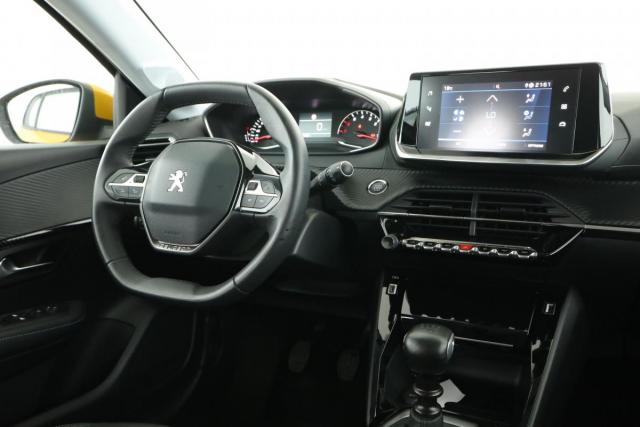 Peugeot 208 image 8