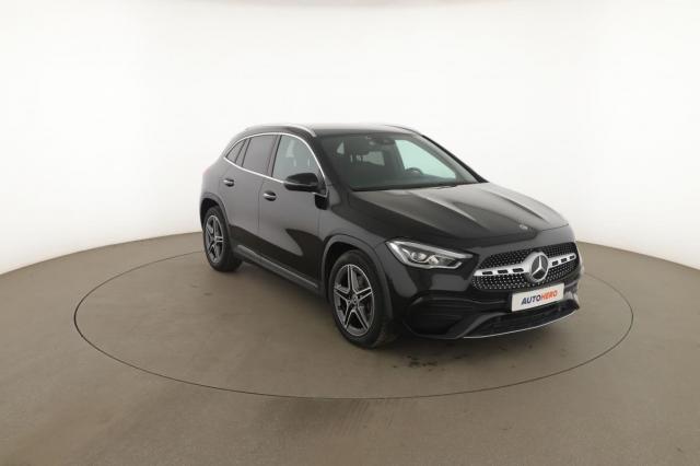 Mercedes Benz Gla image 8
