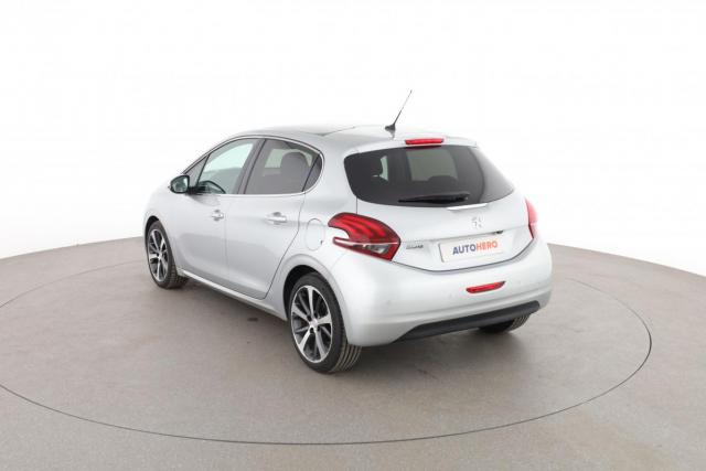 Peugeot 208 image 3